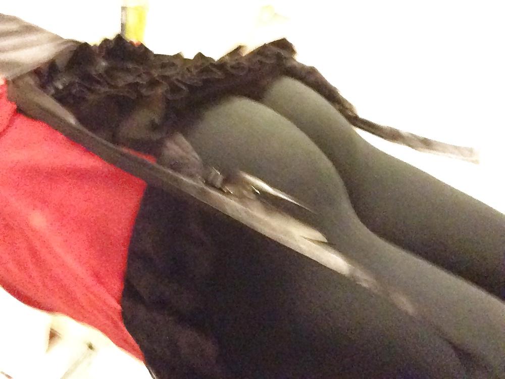 25P Cute sexy curvy virgin teen bubble ass in tights