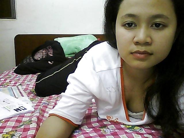 25P Private Photo's Young Asian Naked Chicks 17 INDONESIAN