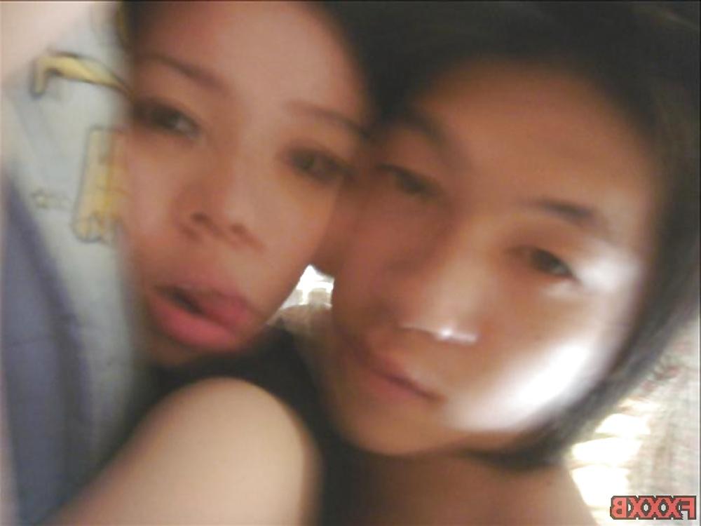 25P Private Photo's Young Asian Naked Chicks 25 TAIWANESE