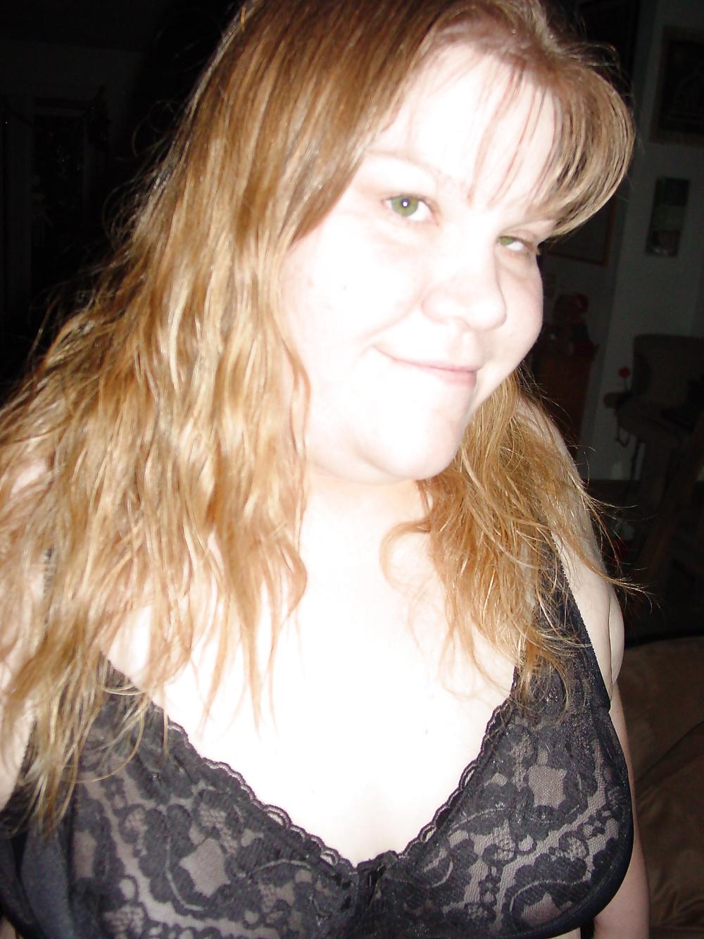 8P Bbw Kim Posing in All Her Fatness
