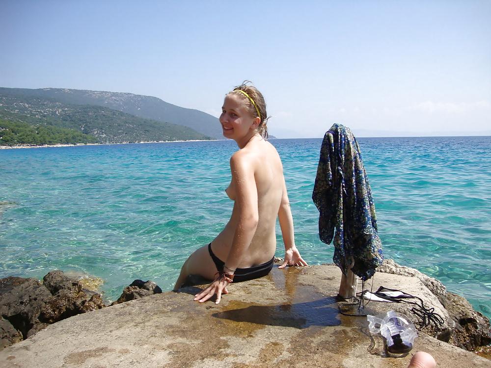 25P Leak Vacation Photos