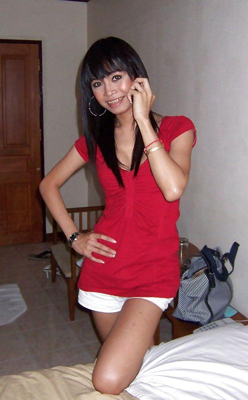 25P Bangkok Ladyboy Candy