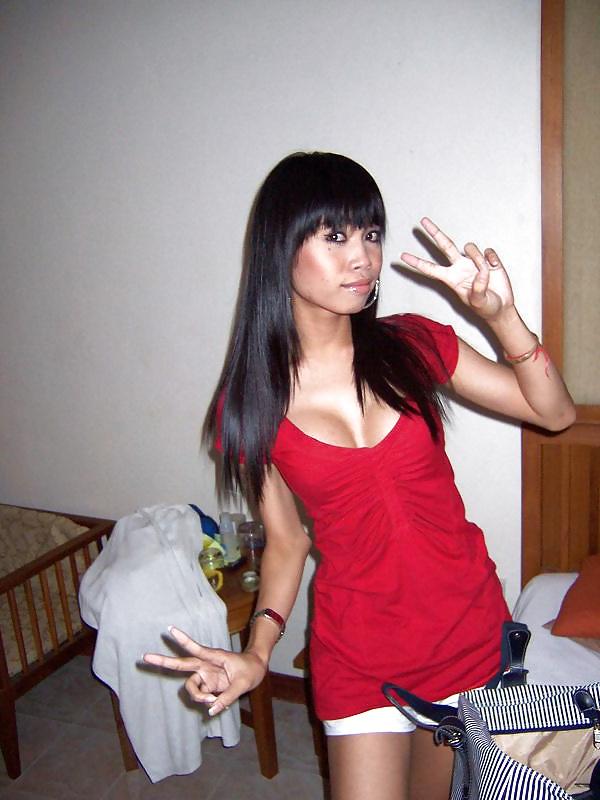 25P Bangkok Ladyboy Candy