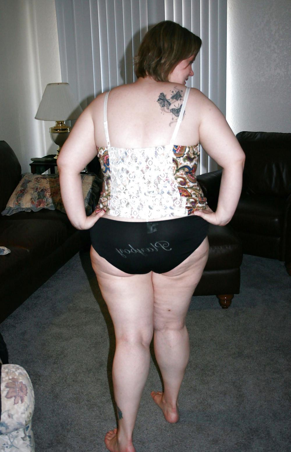 14P Hollie's Butt Hole Smells