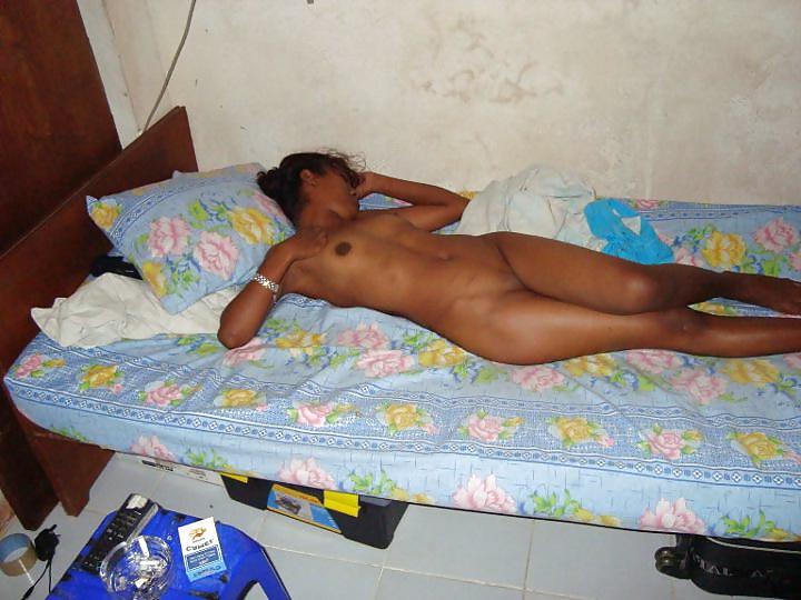 25P Private Photo's Young Asian Naked Chicks 44 (Maldivian)