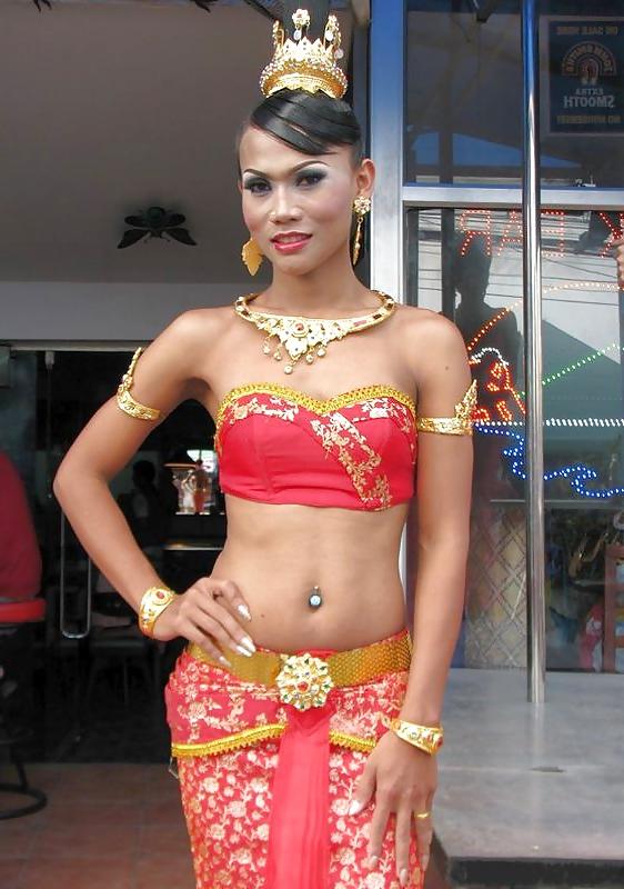 19P Ladyboy Bua from Pattaya