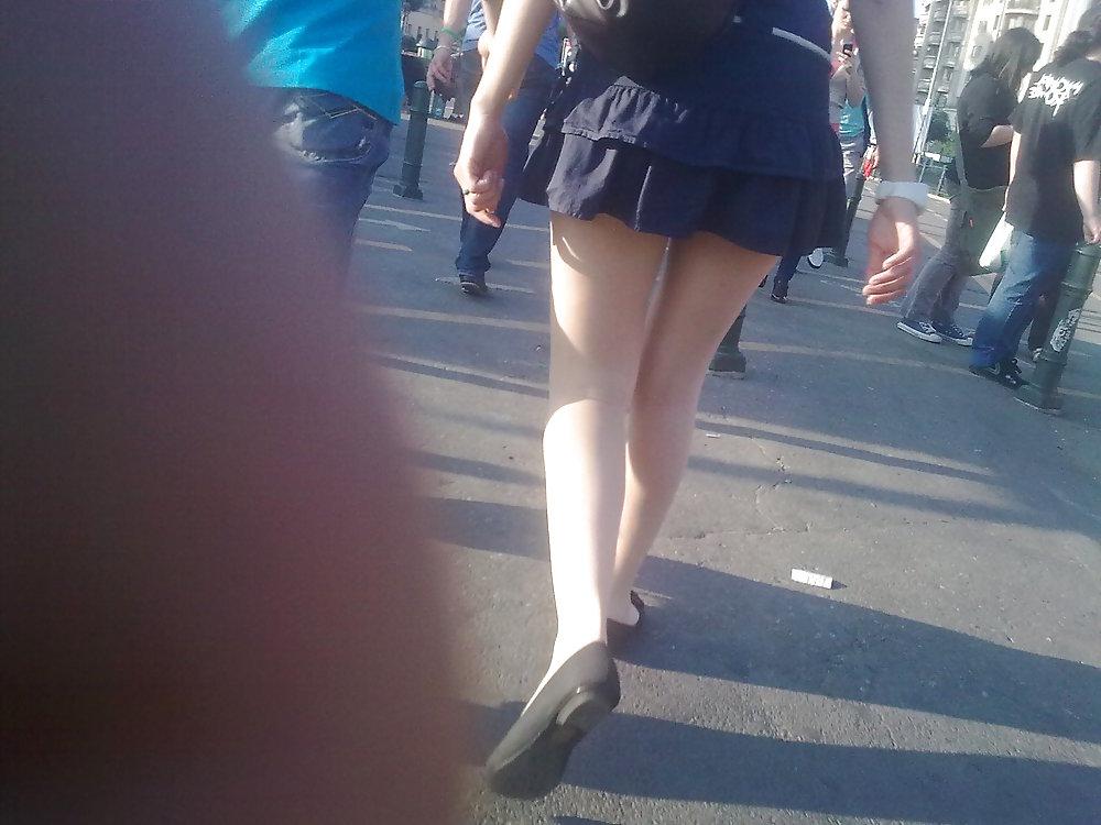 25P Upskirt in Buc