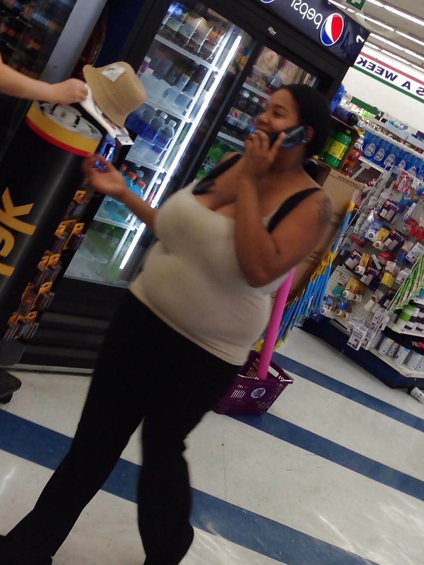 13P Candid Black BBW Massive Fat Tanktop Tits