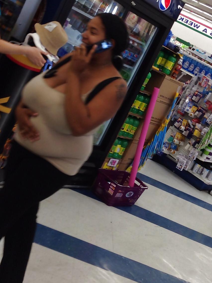 13P Candid Black BBW Massive Fat Tanktop Tits
