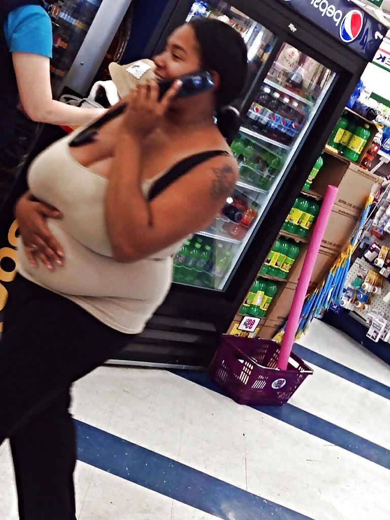 13P Candid Black BBW Massive Fat Tanktop Tits