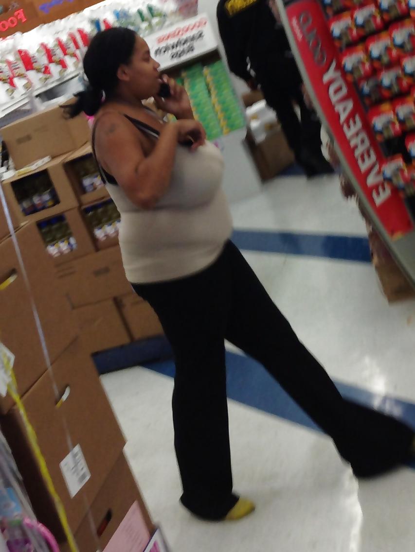 13P Candid Black BBW Massive Fat Tanktop Tits