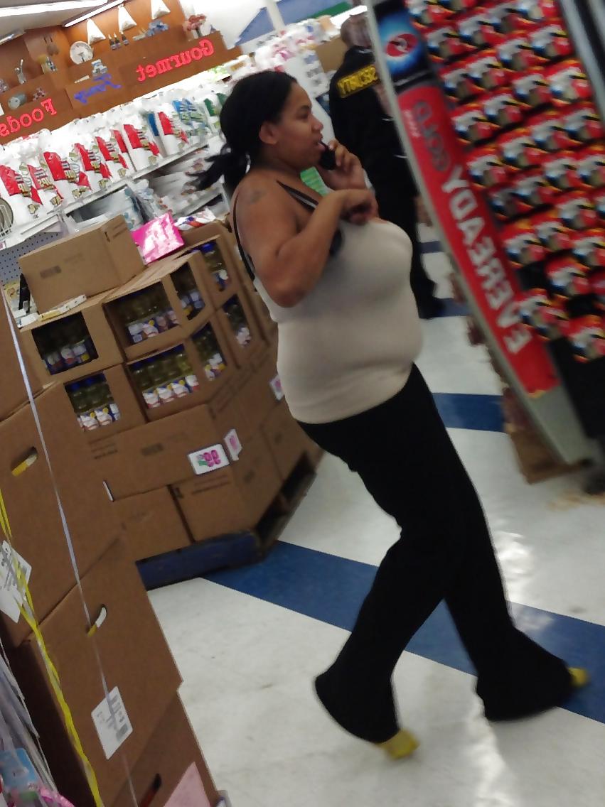 13P Candid Black BBW Massive Fat Tanktop Tits