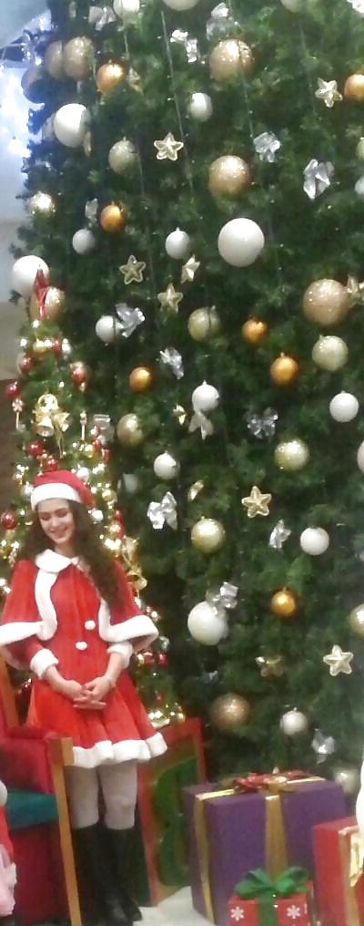 16P Spy sexy teens santa 's aid romanian