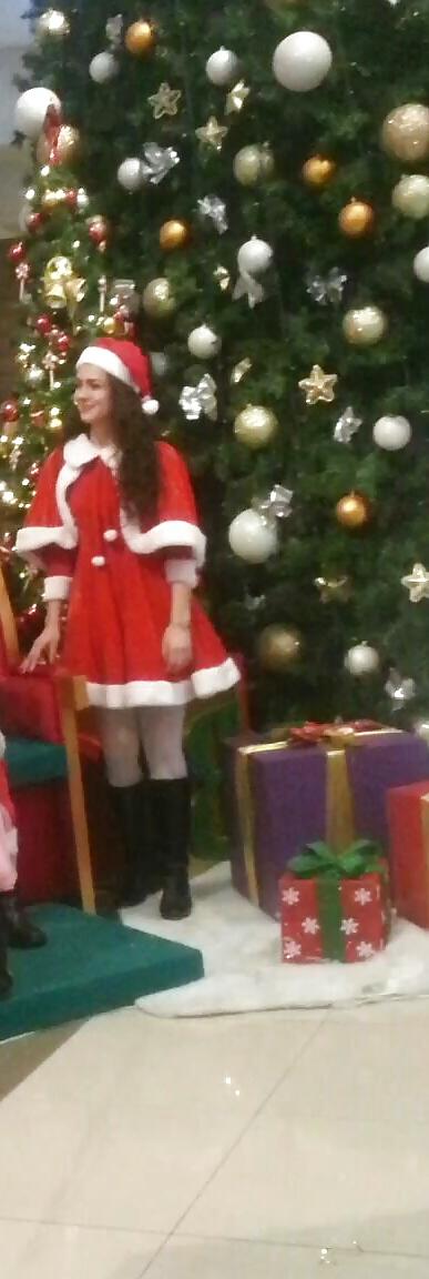 16P Spy sexy teens santa 's aid romanian