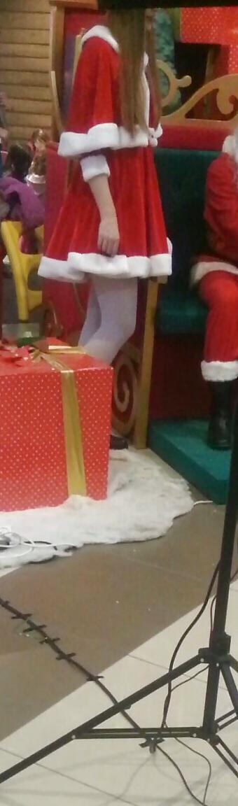 16P Spy sexy teens santa 's aid romanian
