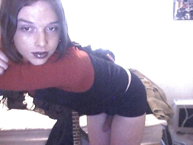 20P Ladyboy Katie