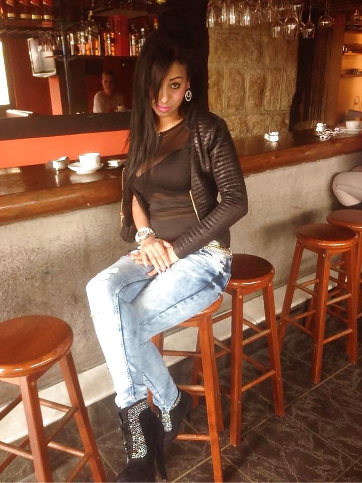24P Beurettes Arabes en talons high heels ep2