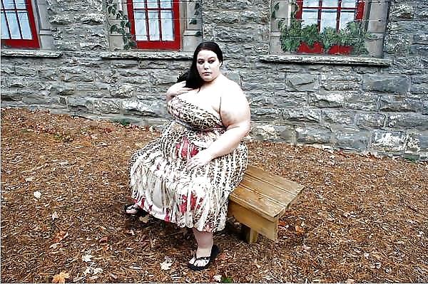 23P Bbw clothed 