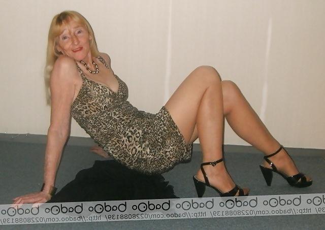 25P SEXY GRANNY