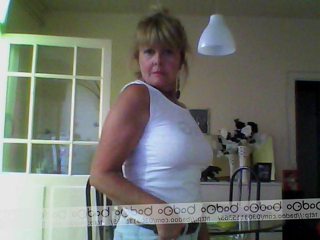 25P SEXY GRANNY