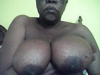25P GRANNY IS TAKING SELFIES NOW