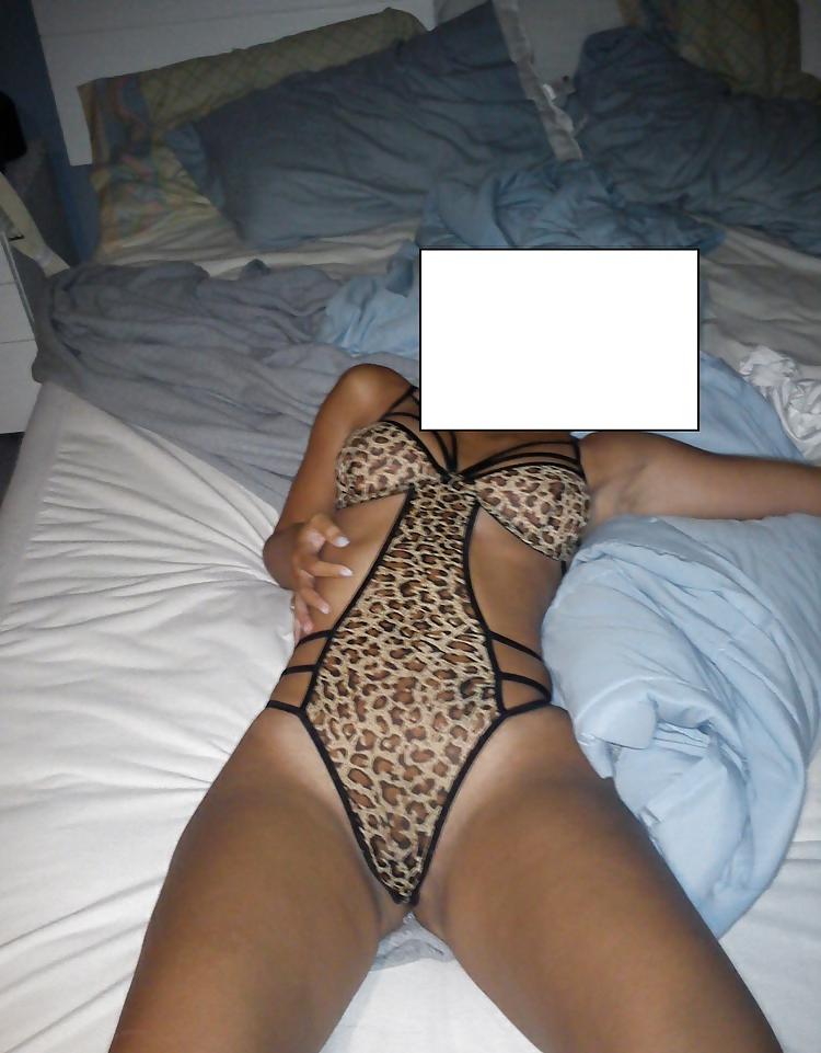 11P My ex Greek wife in bed!!