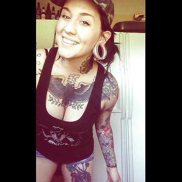 21P Tattoed girls (nude & non-nude)