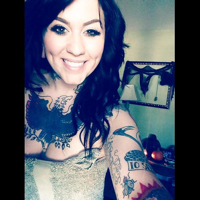 21P Tattoed girls (nude & non-nude)