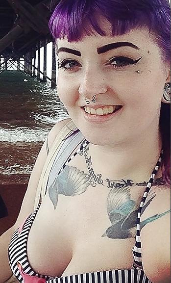 21P Tattoed girls (nude & non-nude)