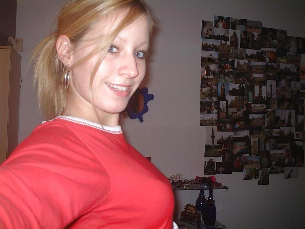 15P Nice (non nude) girls 18