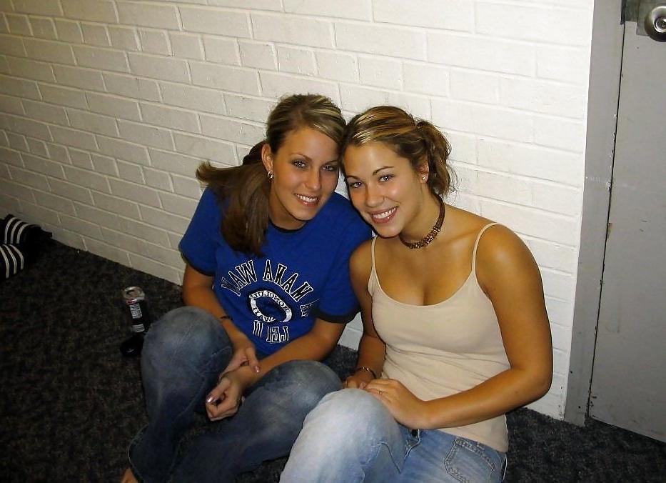 15P Nice (non nude) girls 18