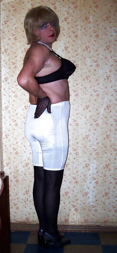 25P Larisa! Russian mature transvestite!