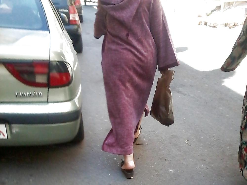 25P Candid Arab Ass (Part2)