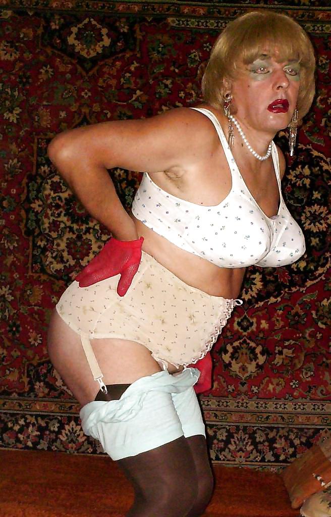 25P Larisa! Russian mature transvestite!