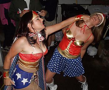 25P Cat Fighting Women