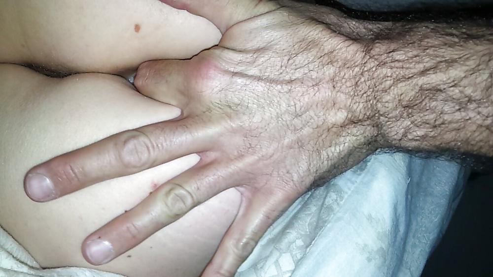 8P My wife relax i fingering her