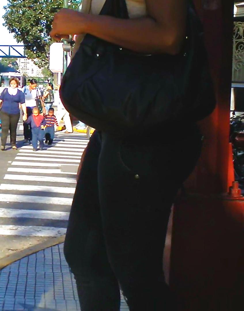 14P Tight Jeans Bubble Butt 2