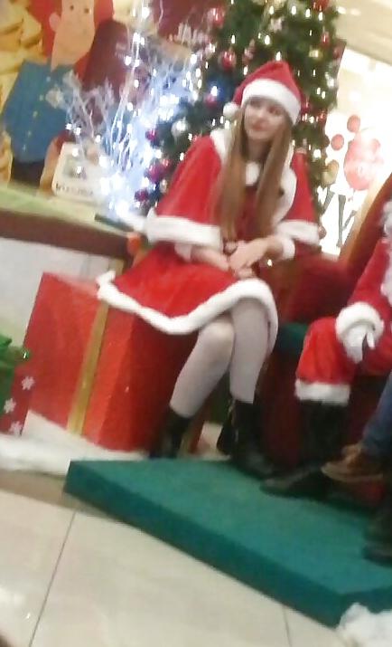 19P Spy sexy teens santa ' s aid romanian