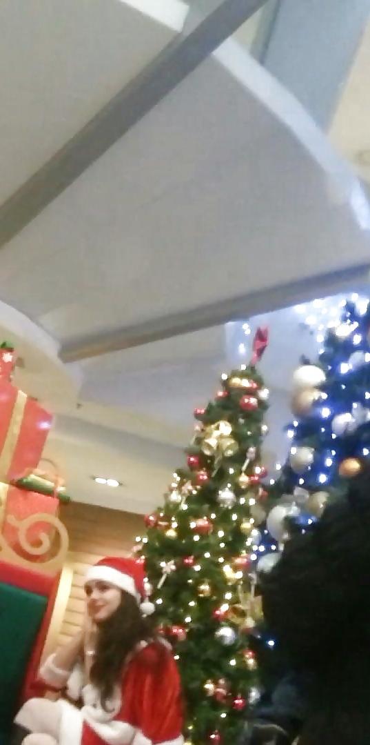 19P Spy sexy teens santa ' s aid romanian