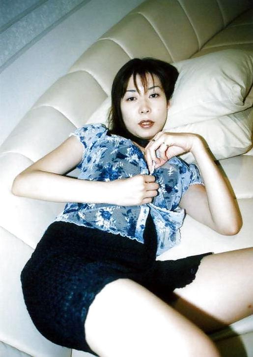 25P Japanese Amateur tired of MILF woman