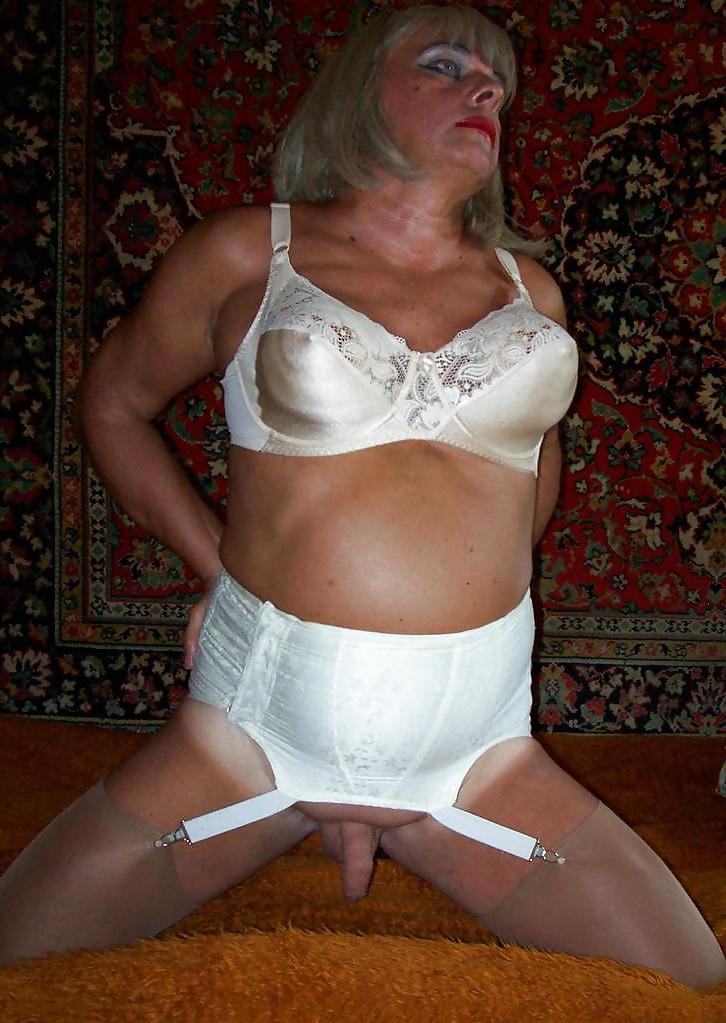 25P Larisa! Russian mature transvestite! 