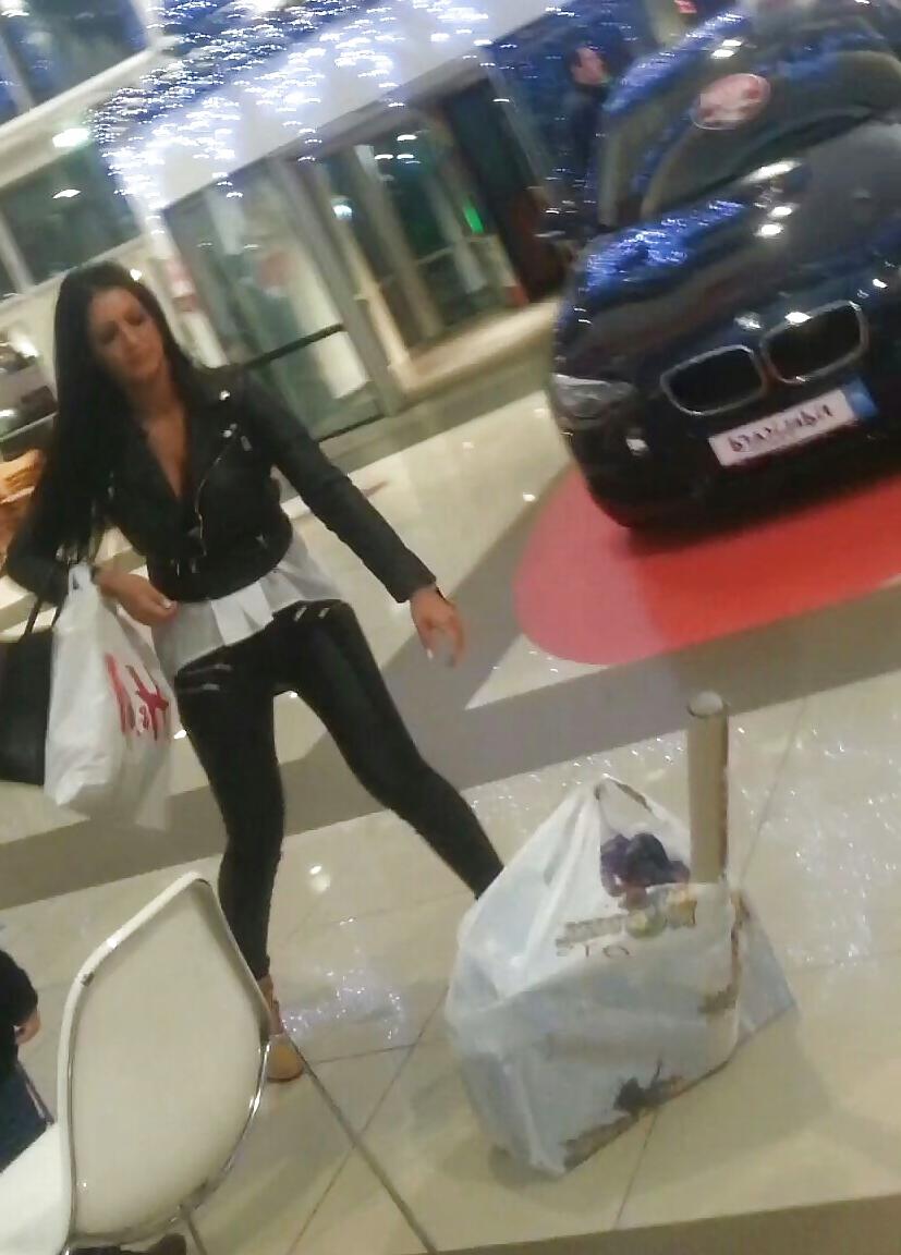 25P Spy sexy hot brunete romanian-criminala