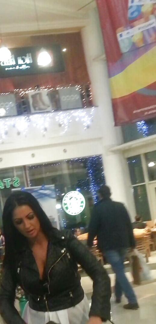 25P Spy sexy hot brunete romanian-criminala