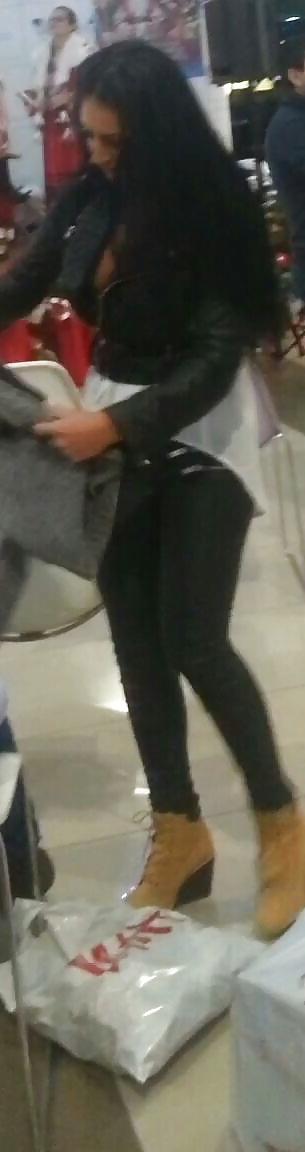 25P Spy sexy hot brunete romanian-criminala
