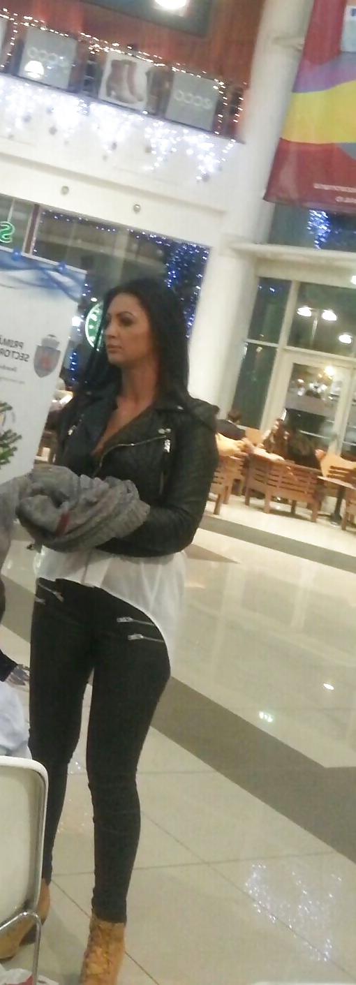 25P Spy sexy hot brunete romanian-criminala