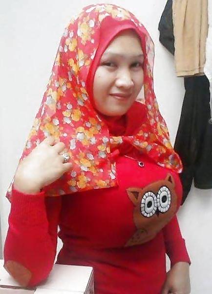 25P Gadis Melayu Bertudung
