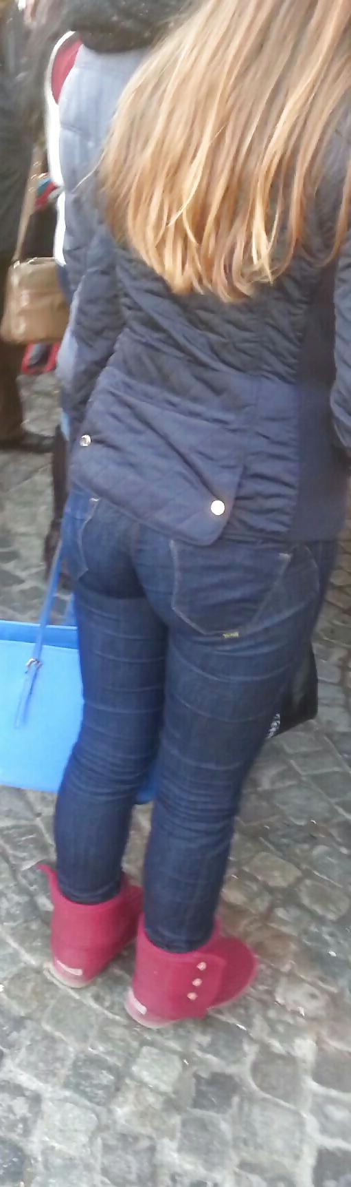 25P Spy sexy teens ass romanian