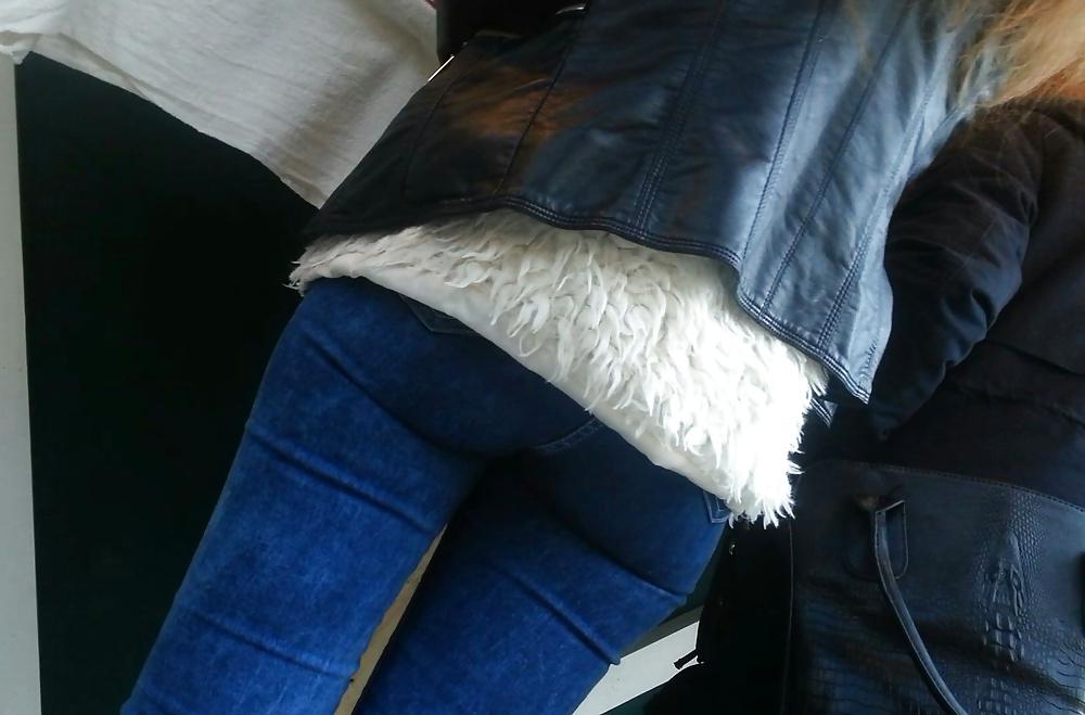 25P Spy sexy teens ass romanian