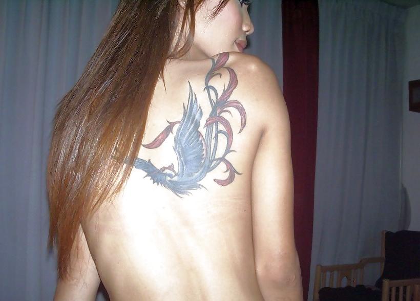 25P Pattaya Ladyboy Cinty