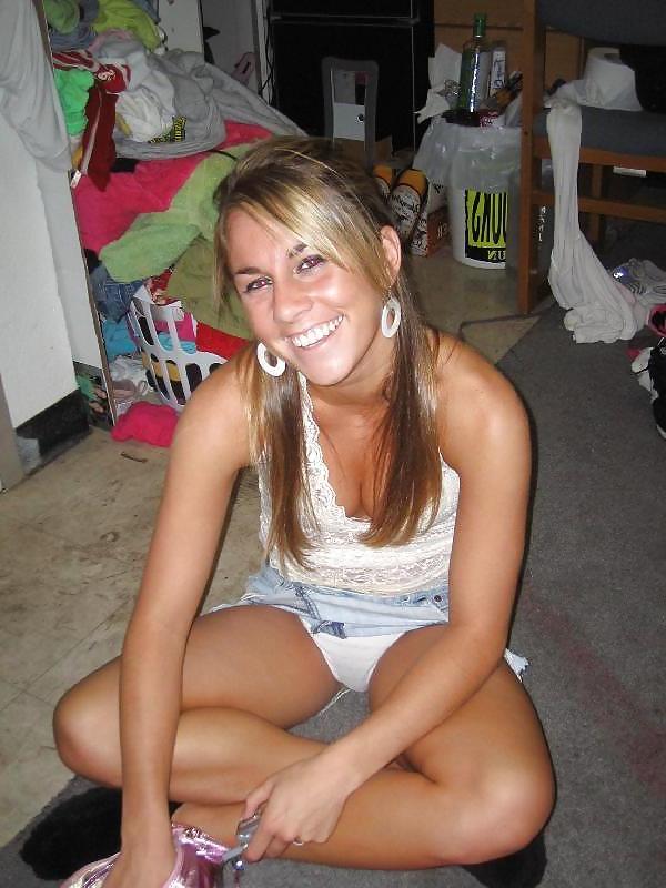 15P Nice (non nude) girls 8